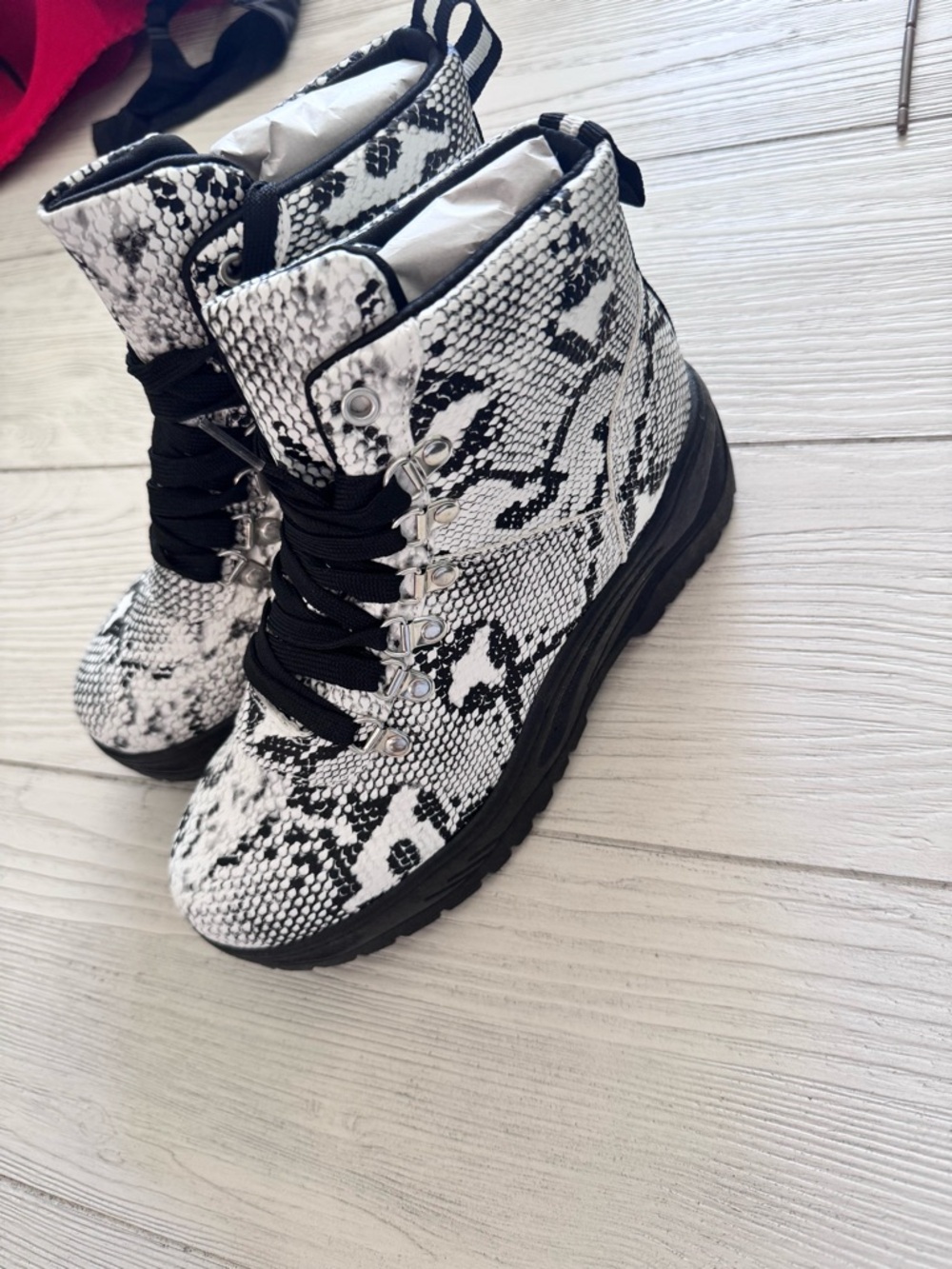 Snake Print Lace-Up Platform Boots - Black & White
